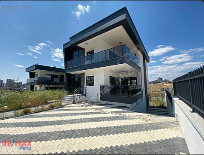 Beytepe'de Satılık Villa - Hemen Teslim